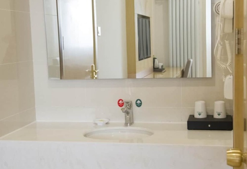 فندق Greentree Inn Jinan Yaoqiang Airport Airport Road Business