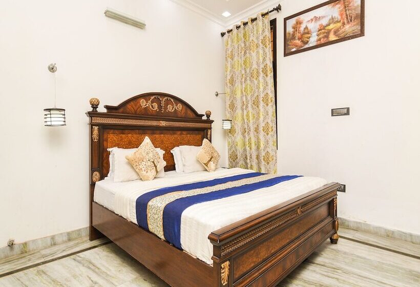 هتل Home Feeling Accomodation By Oyo Rooms