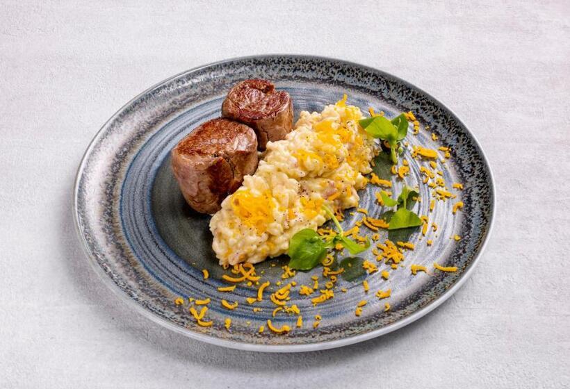 Отель Hyatt Place Bogota Convention Center