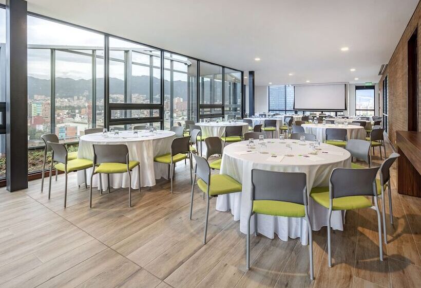 Отель Hyatt Place Bogota Convention Center