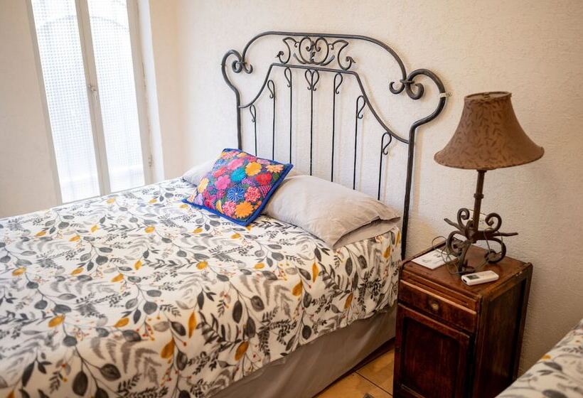 هتل Jardin Del Centro