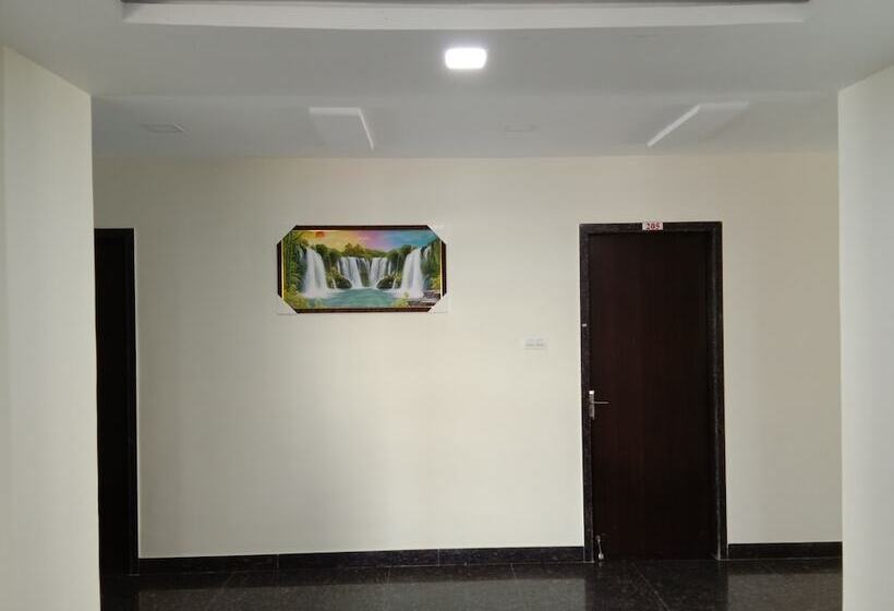 בית מלון כפרי Karavali Residency