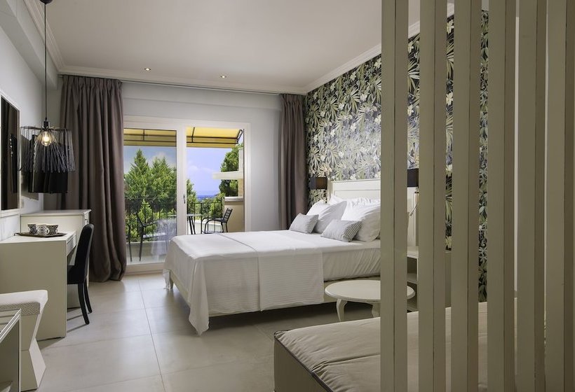 Отель Neikos Mediterraneo Luxury Suites