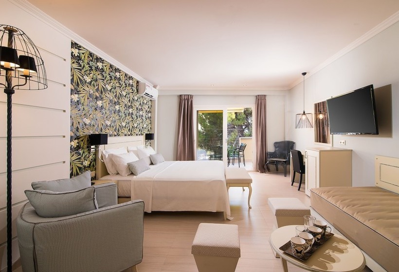 Отель Neikos Mediterraneo Luxury Suites