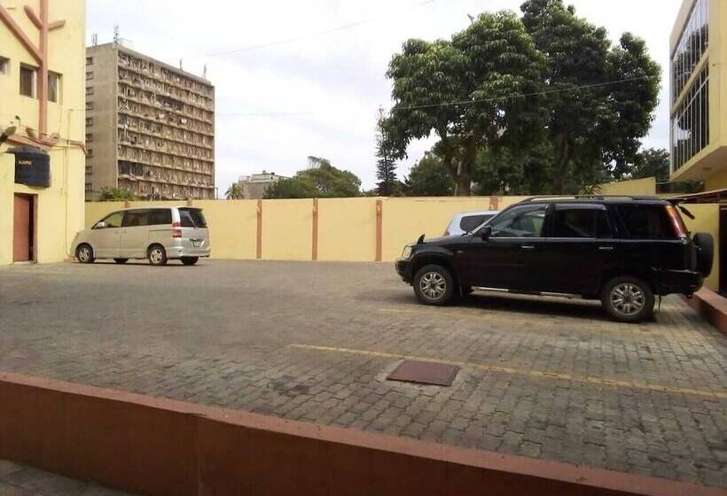 فندق Pensao Martins