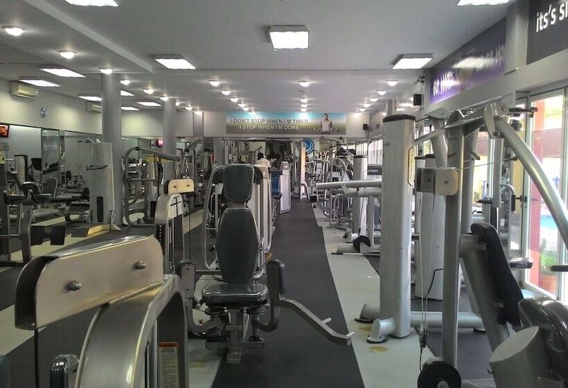 فندق Pensao Martins