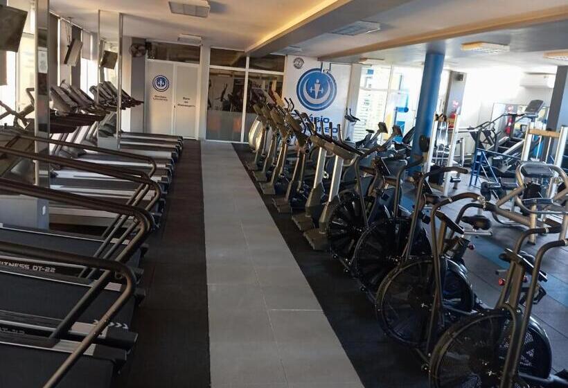 فندق Pensao Martins