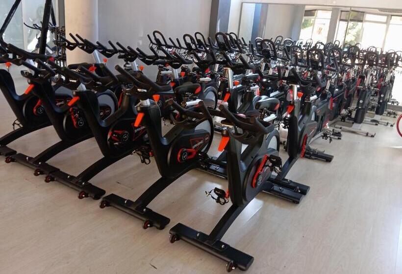 ホテル Pensao Martins