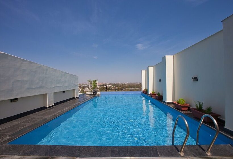 Red Fox By Lemon Tree Hotels, Alwar