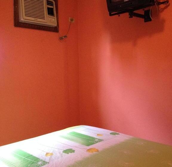 בית מלון כפרי Residencial Turistico Cuba