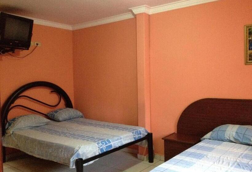 בית מלון כפרי Residencial Turistico Cuba