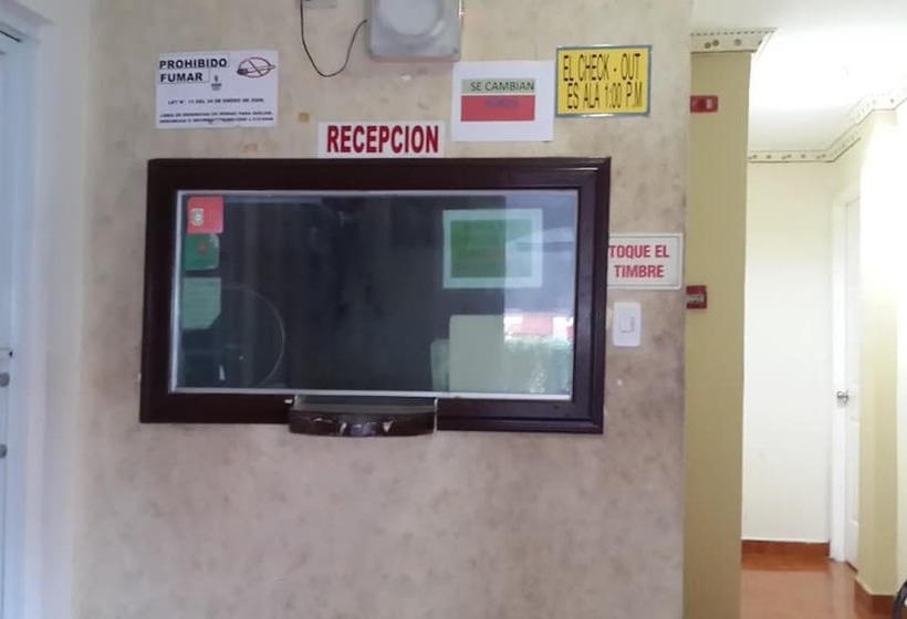 בית מלון כפרי Residencial Turistico Cuba