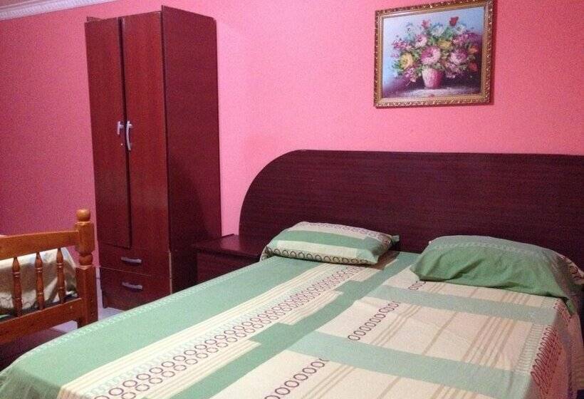 בית מלון כפרי Residencial Turistico Cuba