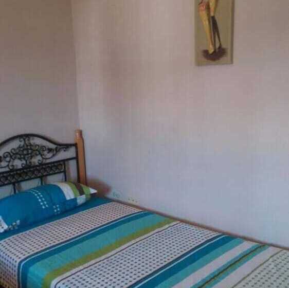 בית מלון כפרי Residencial Turistico Cuba