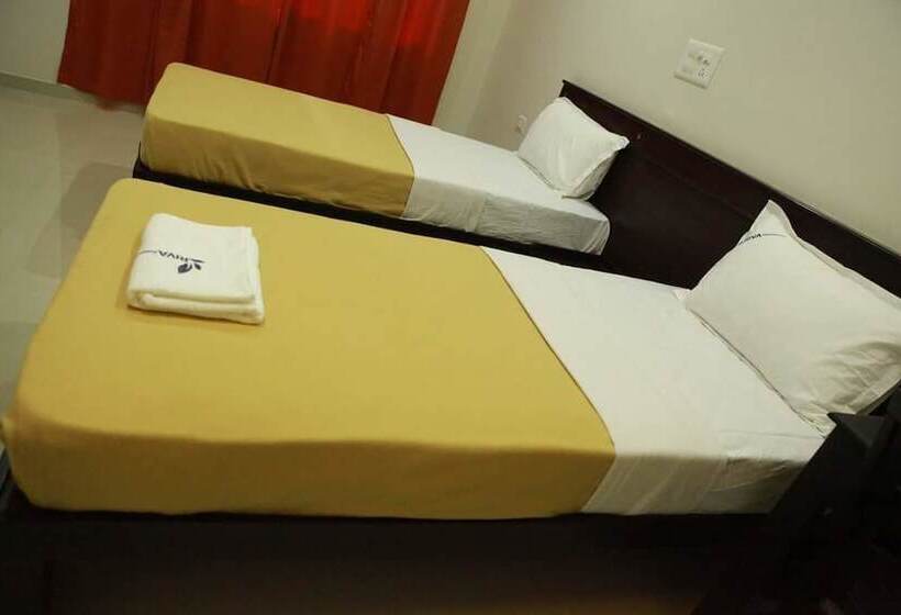 فندق Riva Residency