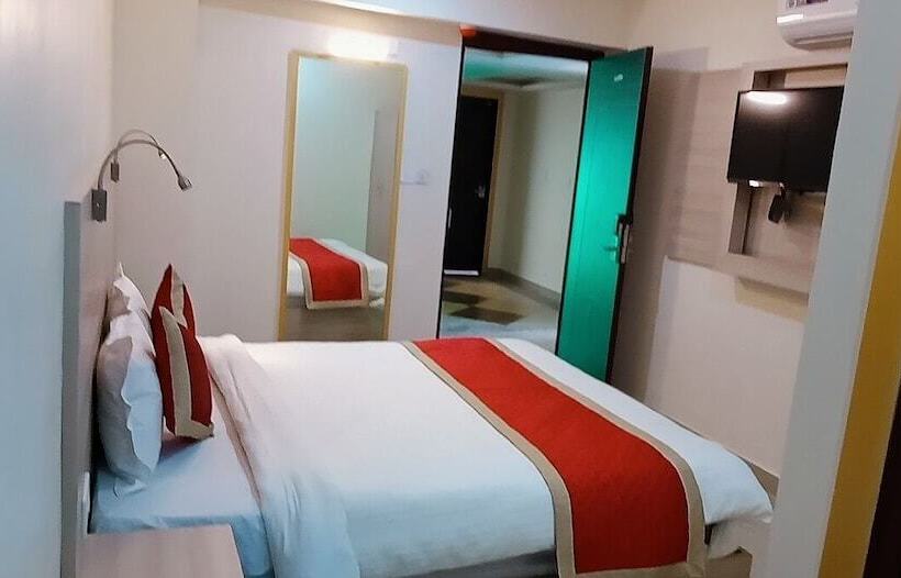 فندق Royal Amer City