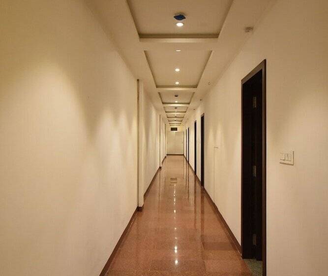 هتل S B Excellency