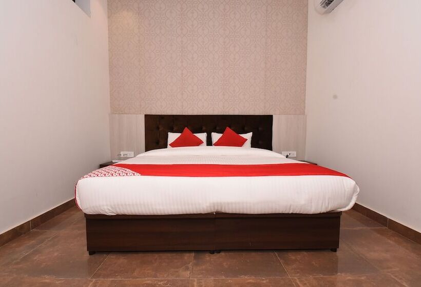 هتل S B Excellency