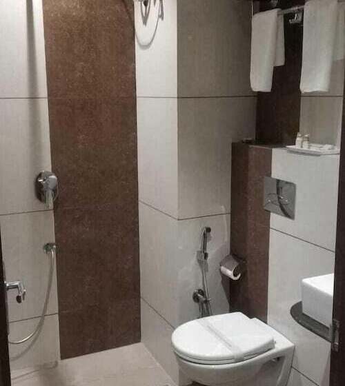 هتل S B Excellency