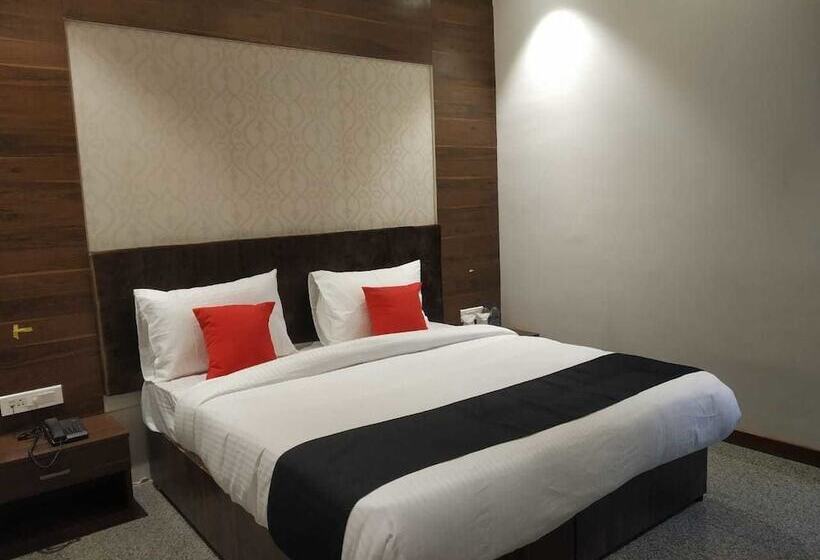 هتل S B Excellency