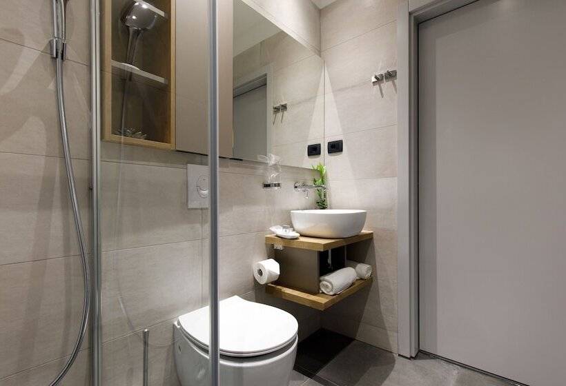 هتل Sailor Boutique Rooms