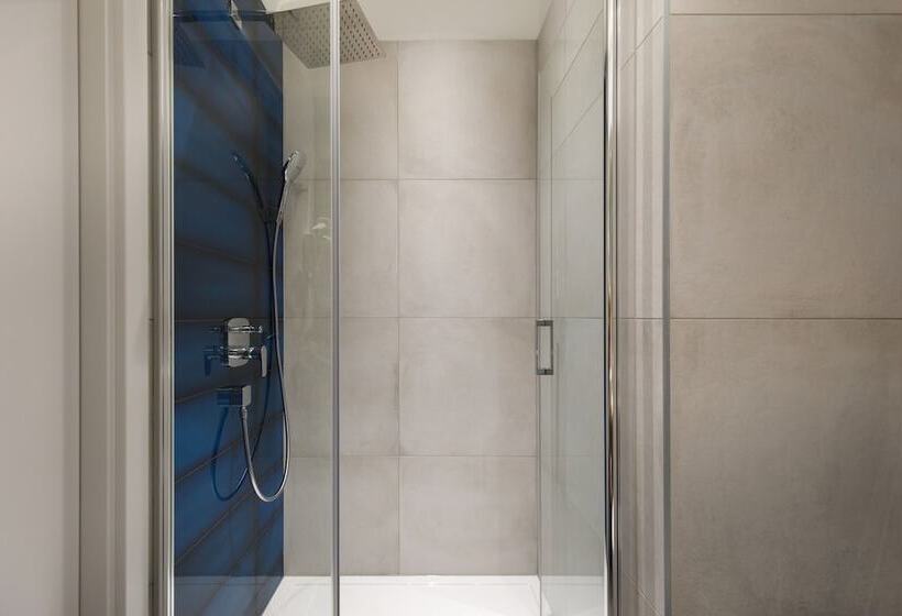 هتل Sailor Boutique Rooms