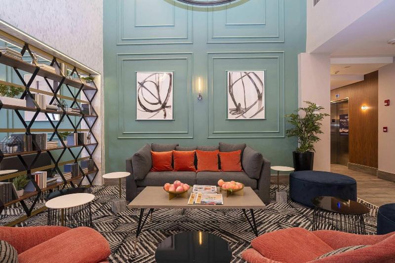 בית מלון כפרי Sandman Signature Sherwood Park