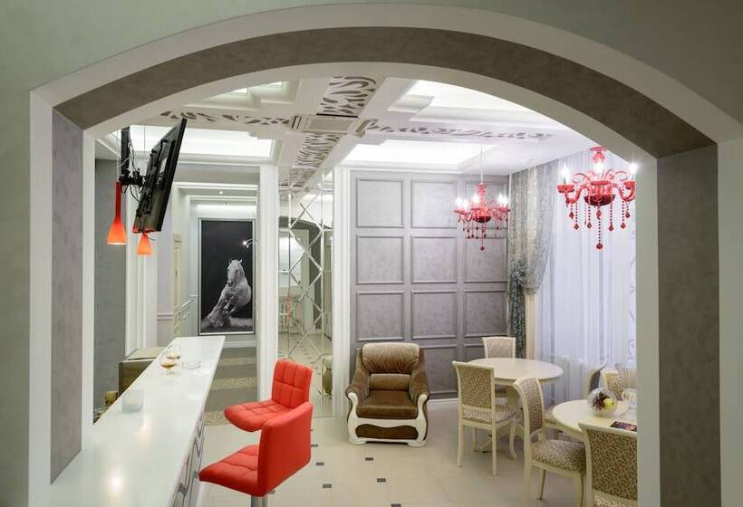 هتل Silver Horse Boutique