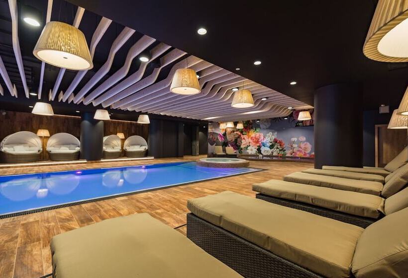 هتل Szczawnica Park Resort & Spa