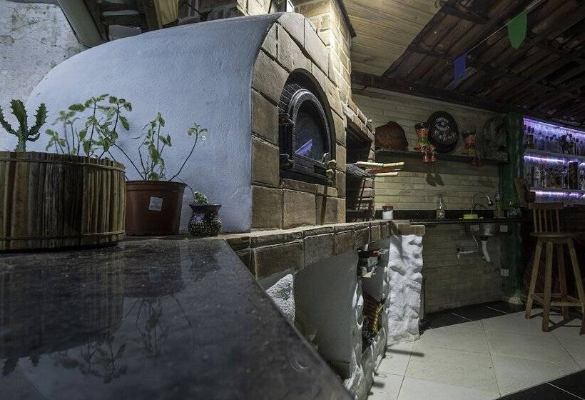 Отель Taverna Do Paraiso