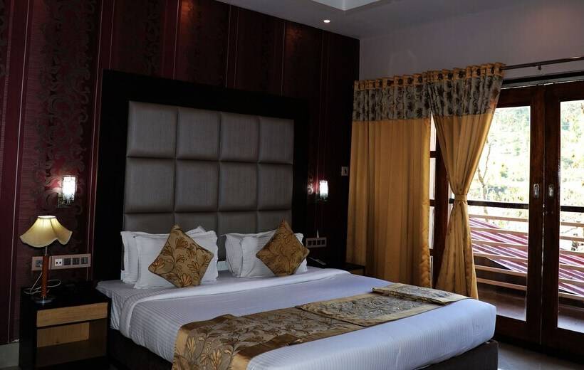 Отель Pride Terrace Valley Resort Gangtok