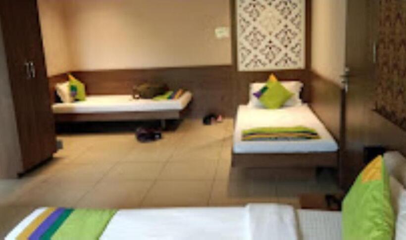 Hotel Shri Vitthal Mangalam ,satara