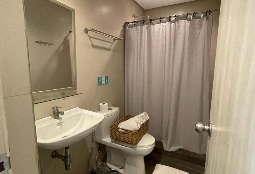 هتل Treetop Suites