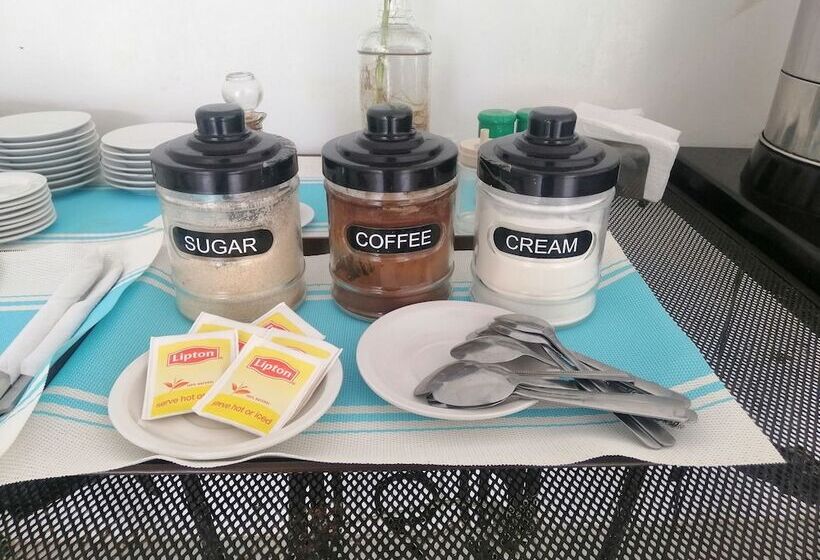 هتل Treetop Suites