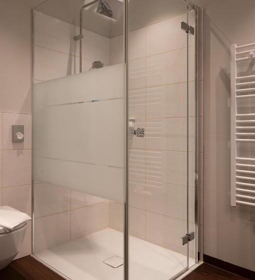 Nuhr Medical   Hotel & Restaurant