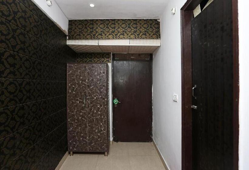 Oyo 18782 Hotel Mannat