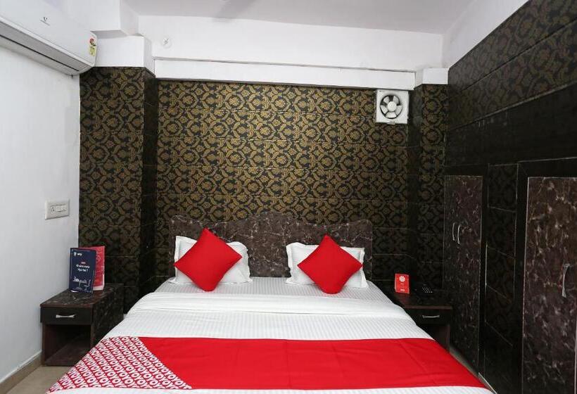 Oyo 18782 Hotel Mannat