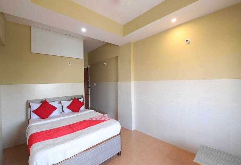 Oyo 23115 Hotel Saravana