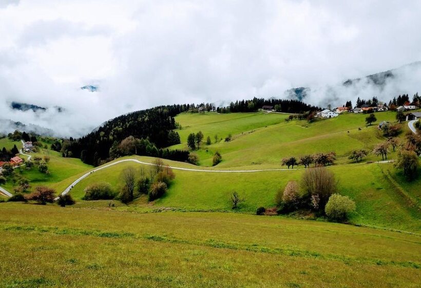 پانسیون Apartment House Koprivnik