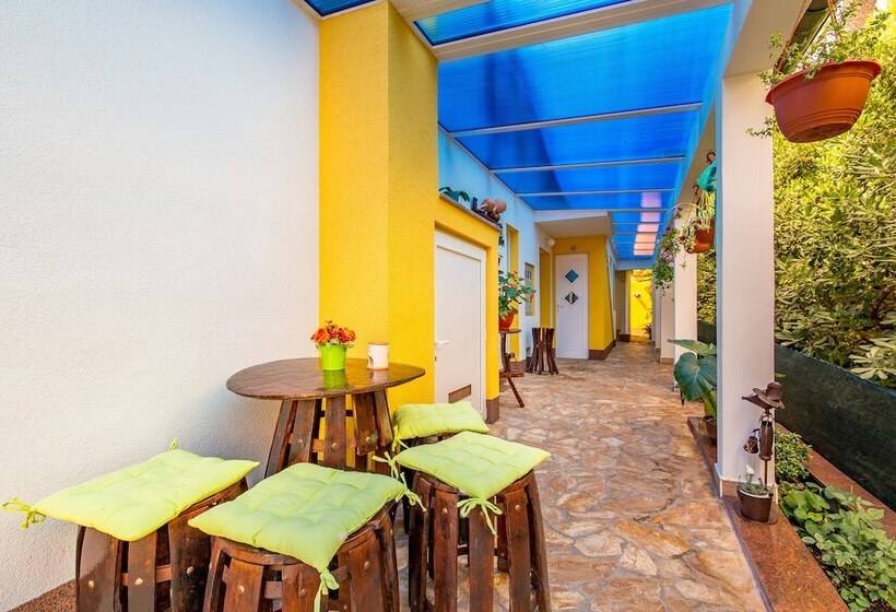 פנסיון Bed & Breakfast Villa Terezija