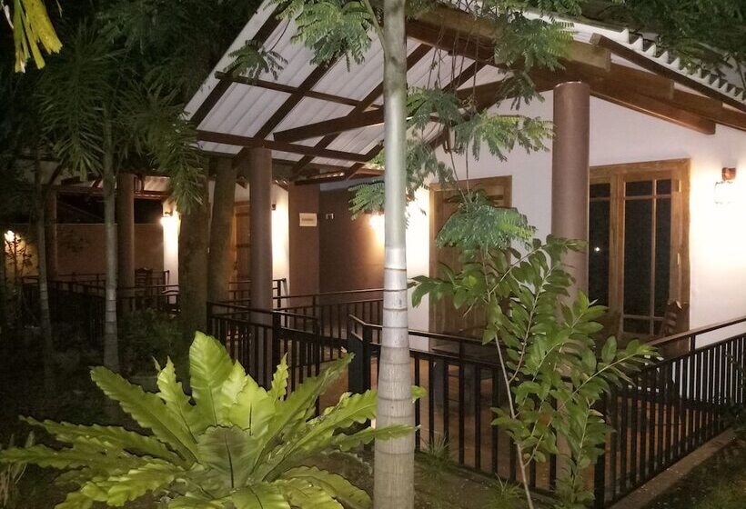 Pension Max Safari Villa