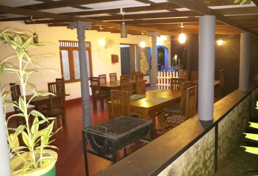 Pension Max Safari Villa