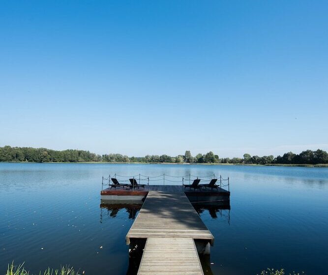 פנסיון Pałac Warlity