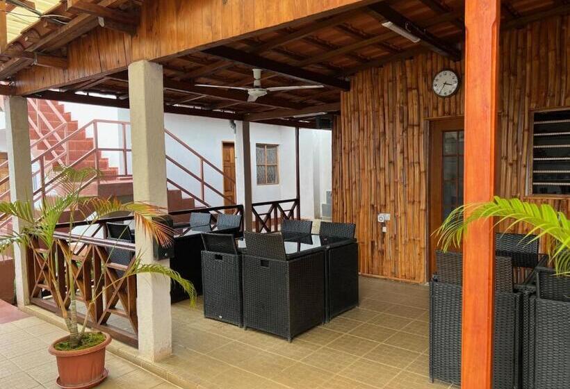 Пансион Paradise Agua Leve Residential