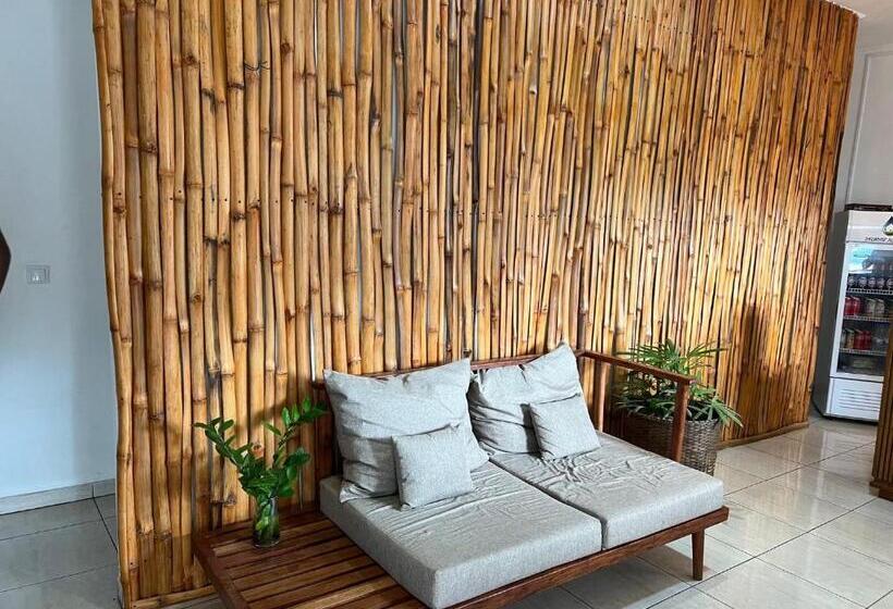 Пансион Paradise Agua Leve Residential