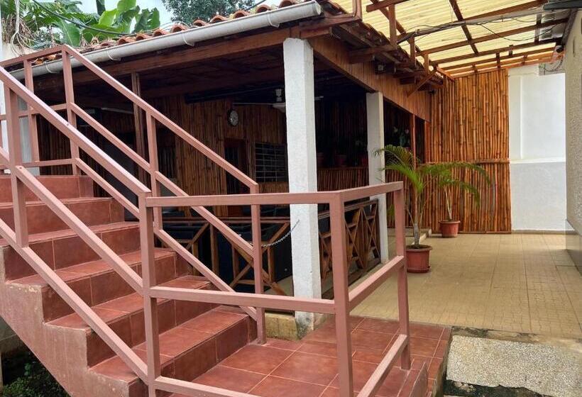 Пансион Paradise Agua Leve Residential