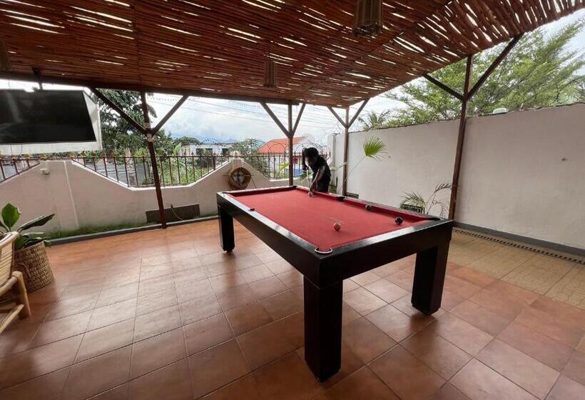 Пансион Paradise Agua Leve Residential