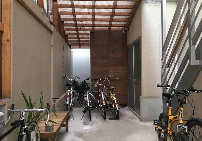 T S Guest House  Hostel