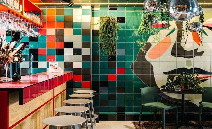 The Green Elephant Hostel & Spa