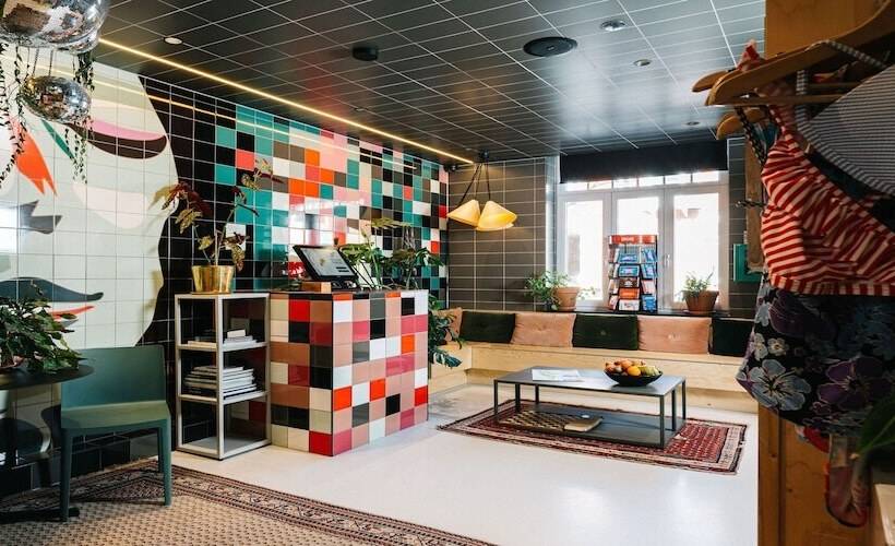 The Green Elephant Hostel & Spa